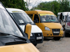 Такие акции будут повторяться, - Армен Оганесян о перекрытии маршрутчиками движения в центре Волгограда