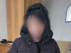 Из-за ревности к сожителю женщина устроила «вооружённое» ограбление под Волгоградом