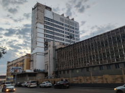 В центре Волгограда замечен новый виток преображения знакового для города здания