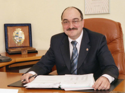 Председателем Общественной палаты региона вновь избран Олег Иншаков