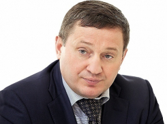 Рухнул рейтинг губернатора Андрея Бочарова