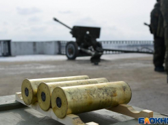 В Волгограде стреляли пушки