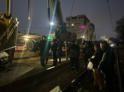Что сейчас происходит на месте падения башни крана в Волгограде