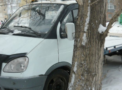 Под Волгоградом водитель «Лады» устроил смертельное ДТП