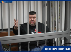 Блогера Ульянова привезли в волгоградский суд после реанимации: «Сделали операцию наживую»