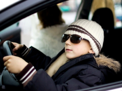 14-летний школьник пытался удрать от полицейских на угнанной «семерке» под Волгоградом