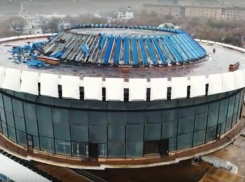 Заброшенную шайбу волгоградского речпорта сняли в полете