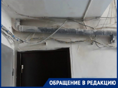 Несколько лет жители многоэтажки в Волгограде не могут дождаться ремонта подъезда