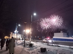 Салют в 30 залпов прогремит на набережной Волгограда 23 февраля