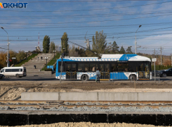 За 65 млн рублей у подножия Мамаева кургана заменят гранитные плиты