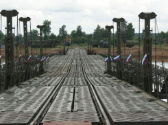 Под Волгоградом военные железнодорожники возведут над Волгой деревянный мост