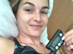 «Без этих расходников для помпы я в смертельной опасности»: волгоградке с диабетом I типа не выдали необходимые медицинские принадлежности