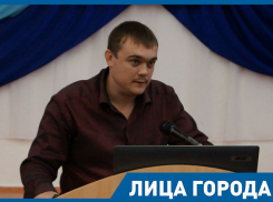 Чиновников нужно воспитывать так, как воспитывали императора Николая Второго, -  Роман Валиулин