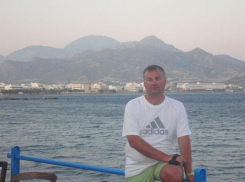 Волгоградец умер, спасая чужую тонущую семью с детьми на Ахтубе: остановилось сердце