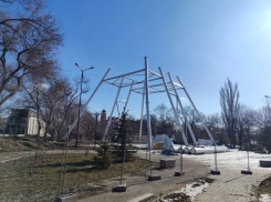 Гигантскую стройку за 120 миллионов в центре Волгограда возобновили после длительной заморозки