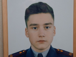 Отец убитого в волгоградской школе 14-летнего мальчика отсудил у департамента образования полмиллиона рублей