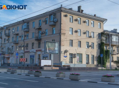 Проблему парковки в центре Волгограда хотят решать за счет сужения проезжей части