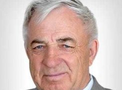 Стало известно, что под Волгоградом за рулем внедорожника умер председатель колхоза племзавода имени Калинина