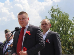 У главного коммуниста города Волжского родилась дочь