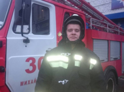 Пожарные спасли от гибели провалившихся под лед подростков в Волгоградской области
