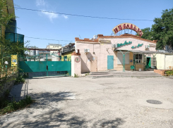 «Сотни человек без денег на улице»: в Волгограде закрылся «ПивоварЪ»