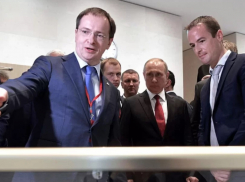 В Волгограде развязывают международный скандал с именем дочки пресс-секретаря Путина и Мамаевым курганом