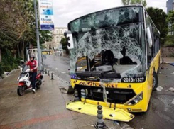 Три пассажира получили травмы в экстренно затормозившем автобусе «Волгабас» 