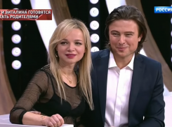 Гинеколог велел Шаляпину и Виталине немедленно начать делать ребенка и похвалил правый яичник