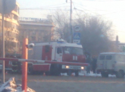 В центре Волгограда горел автобус Mercedes