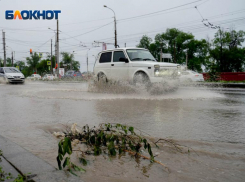 Гроза, град и сильный дождь будет заливать Волгоградскую область два дня