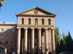 Брокер-мошенник пытался оправдаться за 694 млн рублей волгоградцев