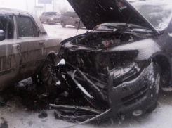 ДТП Volkswagen и «Волги» парализовало движение на Мамаевом кургане