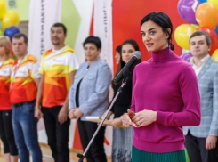 Елена Исинбаева рассказала, благодаря кому она все успевает