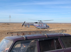 Пострадавших в ДТП с погибших пятилетними детьми доставил в Волгоград вертолет санавиации