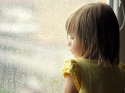 Студент из Волгограда помог четырем маленьким детям обрести любящую семью