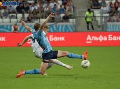 Футболистов «Ротора» после новогодних гуляний  тщательно проверяют медики 