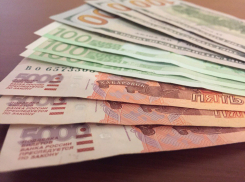 Росстат: в Волгоградской области зарплаты выросли на 7,5%