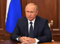 Путин высказал протест против поднятия пенсионного возраста женщинам на 8 лет