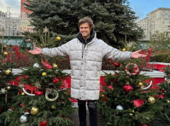 «Начинаю хандрить»: пламенный отказ Прохора Шаляпина работать после каникул разобрали на цитаты 