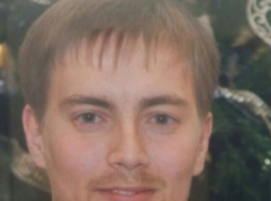 Саратовского мошенника разыскивают в Волгограде