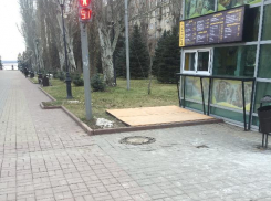 В центре Волгограда Аллею Героев забрали под нужды фаст-фуда