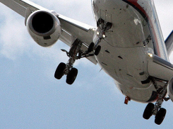 В Волгоград вернулся самолет с 31 пассажиром из-за неисправности