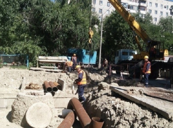 В Волгограде завершается ремонт теплотрассы на Ткачева