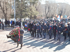 В Волгограде почтили память погибших защитников Отечества