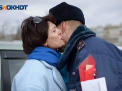 На десять волгоградок приходится 8,5 мужчин