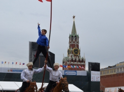 Воспитанники Казачьего конно-спортивного клуба приняли участие в фестивале на Красной площади