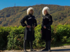 Кавказцев Волгограда обвинили в неспособности защитить честь своих стариков