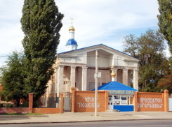 Храм Похвалы Пресвятой Богородицы засияет огнями для волгоградцев