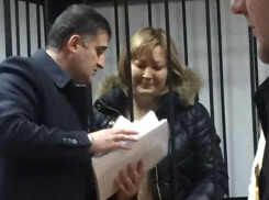 Волгоградские силовики и суд выпускают всех подозреваемых в мошенничестве на 100 миллионов рублей