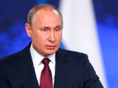 Владимир Путин наградил двух волгоградцев